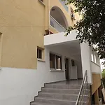 Aparthotel Polyxeni Limassol