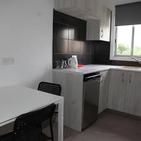 Polyxeni Apart-hotel Limassol