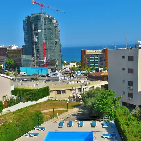 Polyxeni Aparthotel Lemesos