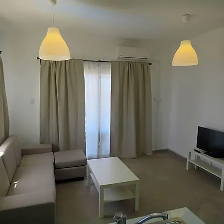 Polyxeni Aparthotel 4*