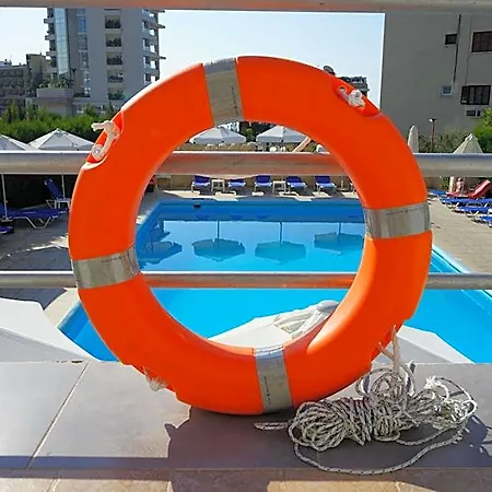 Aparthotel Polyxeni 4*
