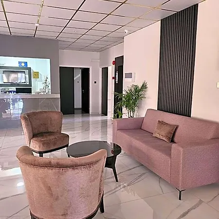 Aparthotel Polyxeni