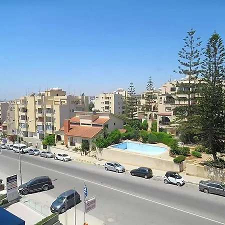 Polyxeni Aparthotel