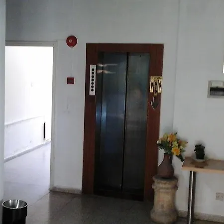 Aparthotel Polyxeni 3*