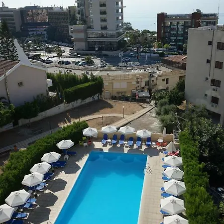 Aparthotel Polyxeni