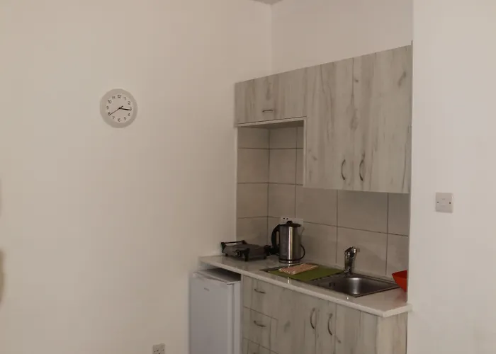 Polyxeni Aparthotel Lemesos