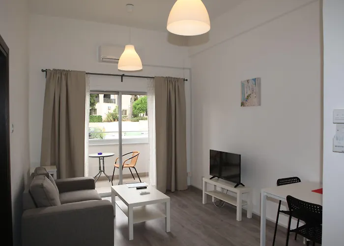 Aparthotel Polyxeni Limassol