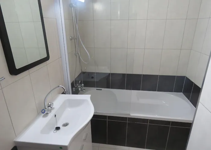 Aparthotel Polyxeni Limassol