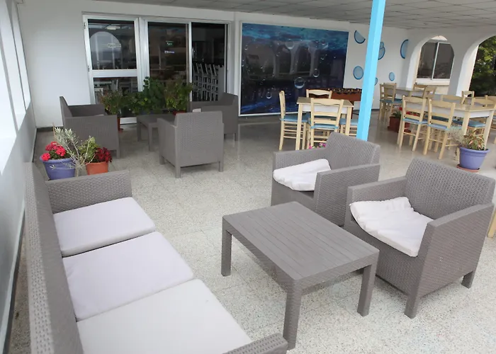 Polyxeni Aparthotel Limassol