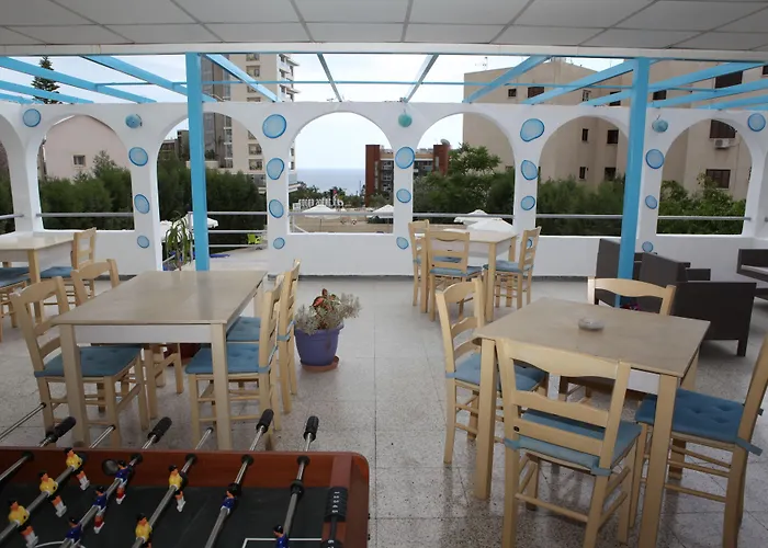 Aparthotel Polyxeni Limassol