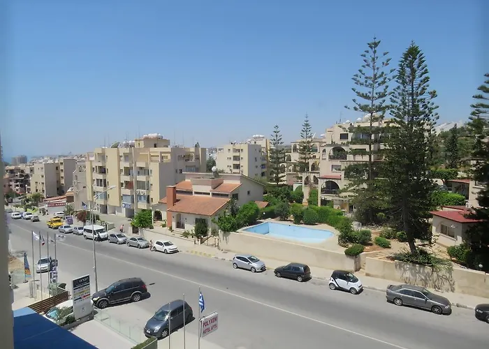 Aparthotel Polyxeni 4*