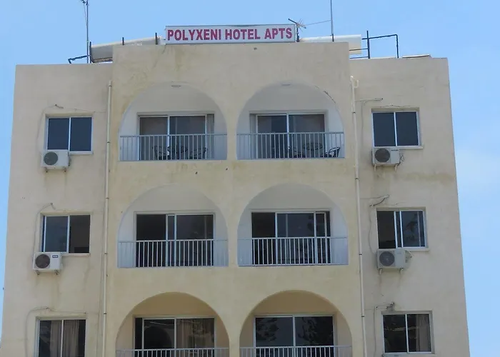 Polyxeni Aparthotel 4*