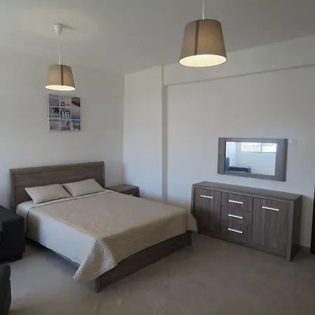 Polyxeni Lejlighedshotel Limassol