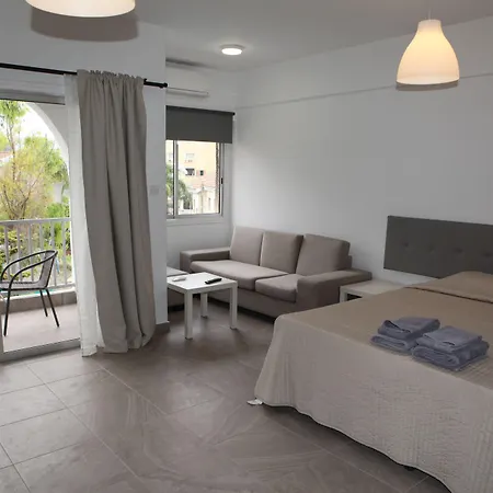 Polyxeni Lejlighedshotel 4*