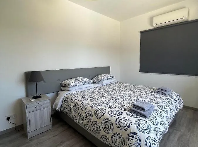 Polyxeni Апарт-отель 4*