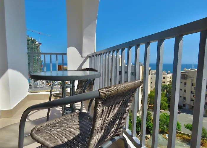 Polyxeni Апарт-отель